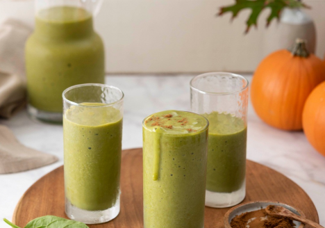 Pumpkin Spice Spinach Smoothie